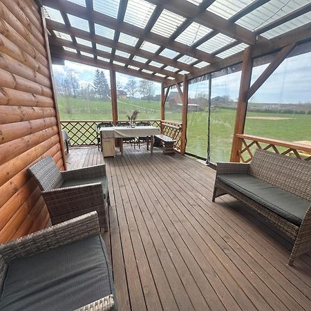 Kundzini Otel Bīriņi Dış mekan fotoğraf