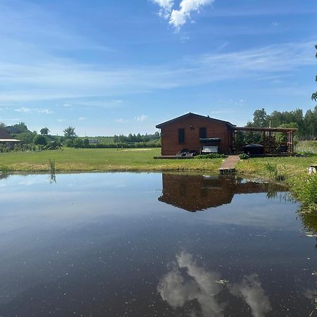 Kundzini Otel Bīriņi Dış mekan fotoğraf